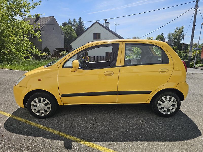 Chevrolet Spark (2006) 1.0i - fotka 2 z 17