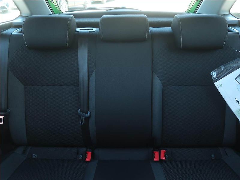Škoda Rapid (2015) Spaceback 1.2 TSI, Serv.kniha - fotka 10 z 14