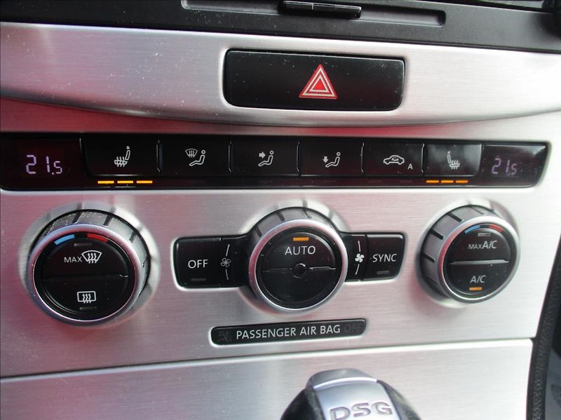 Volkswagen Passat 2,0 TDI,Highline,DSG,4x4,CZ, - fotka 25 z 47