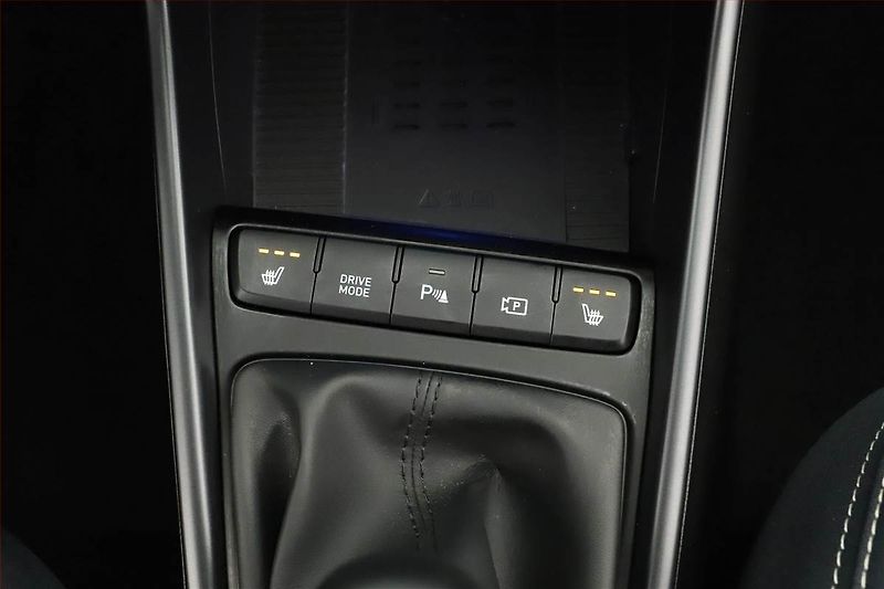 Hyundai Bayon (2021) 1.0 T-GDI, Serv.kniha, Navi - fotka 17 z 18