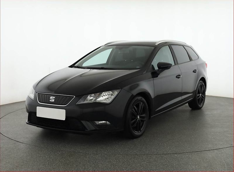 Seat Leon (2015) 1.6 TDI, Tempomat - fotka 2 z 16