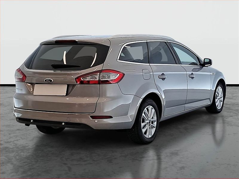 Ford Mondeo (2013) 2.0 TDCi, Navi, Tempomat - fotka 5 z 16