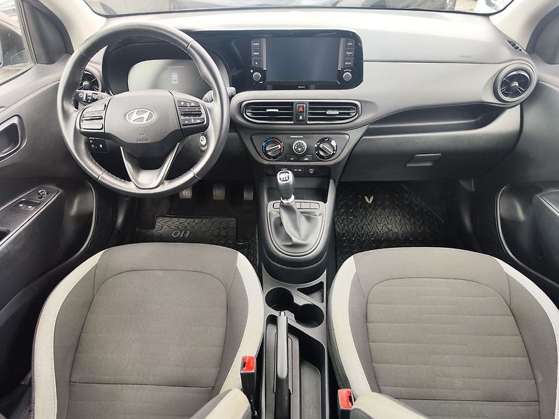 Hyundai i10 1.0i/49kW Comfort Club - fotka 11 z 24