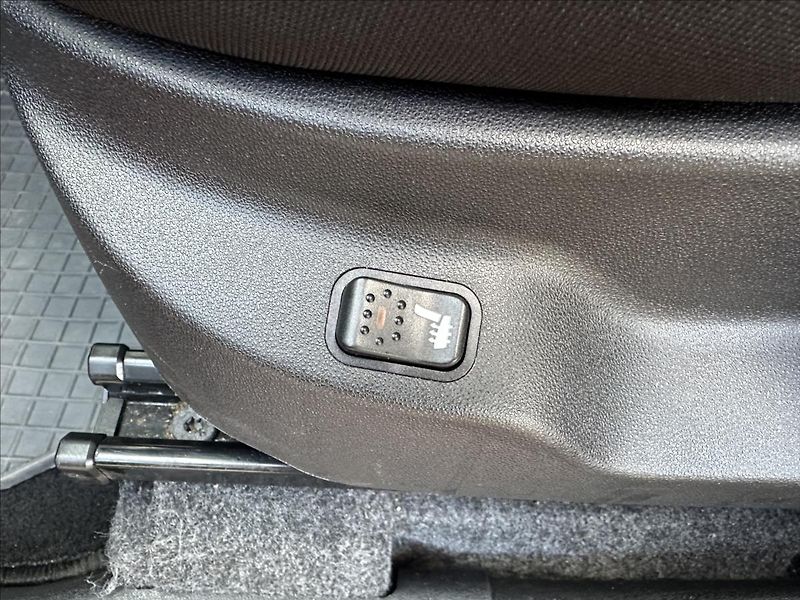 Fiat Dobló 2,0 JTD TAŽNÉ TOP - fotka 26 z 37