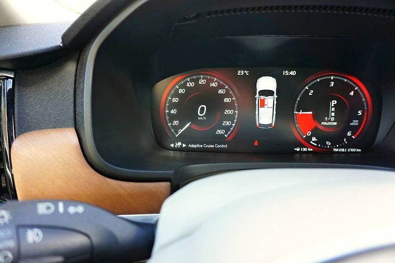 Volvo V90 (2019) INSCRIPTION POLESTAR 2,0D5 173 - fotka 47 z 60