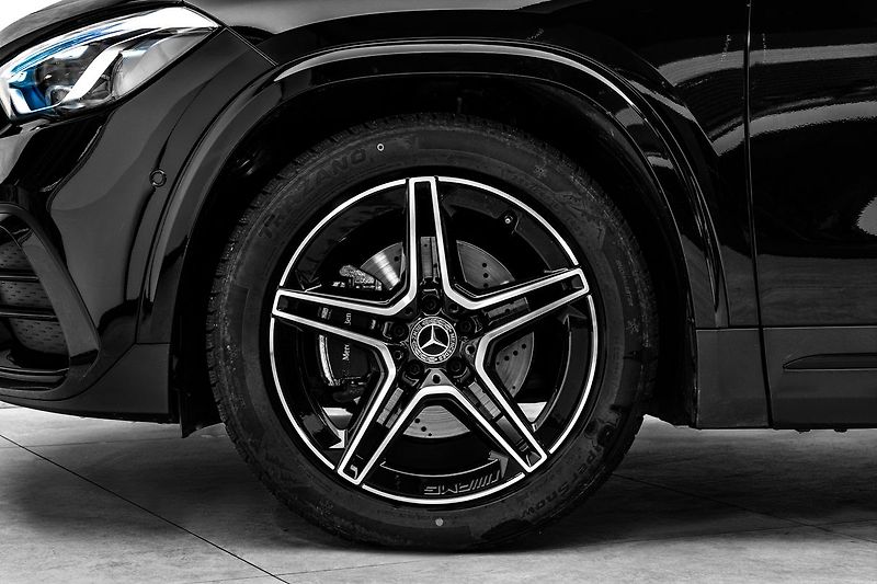 Mercedes-Benz GLA d 4Matic AMG, ZÁRUKA, CZ - fotka 9 z 22