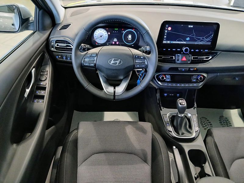 Hyundai i30 (2026) 1.0 T-GDI GO Czech! - fotka 12 z 18