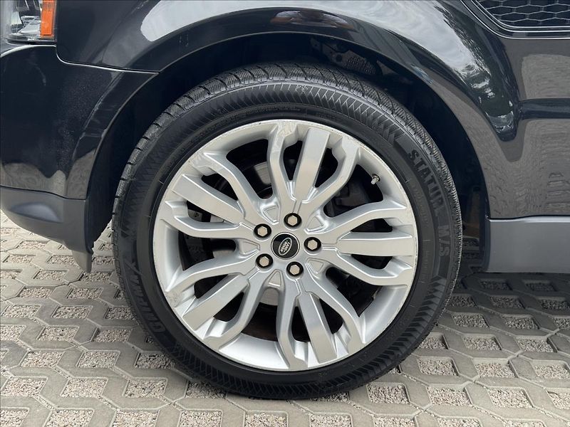 Land Rover Range Rover Sport 3,0 SDV6 HSE 4x4 8AT - fotka 26 z 33
