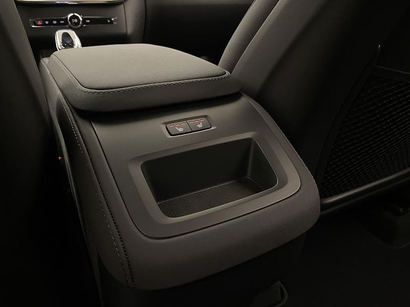 Volvo XC90 (2025) B5 AWD AUT BRIGHT PLUS 7míst - fotka 75 z 76