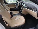 Tesla Model S (2015) 85D, SoH 84% - náhled 9