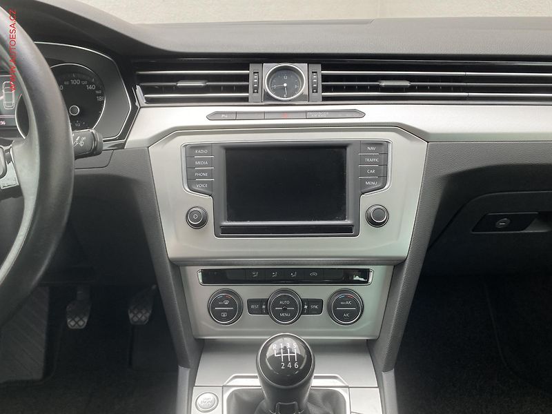 Volkswagen Passat (2015) 1.4 TSi, Comfortline, LED - fotka 12 z 18
