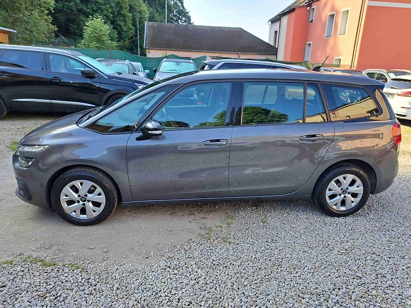 Citroën Grand C4 SpaceTourer (2021) 1,5 HDI EAT8  - fotka 6 z 23