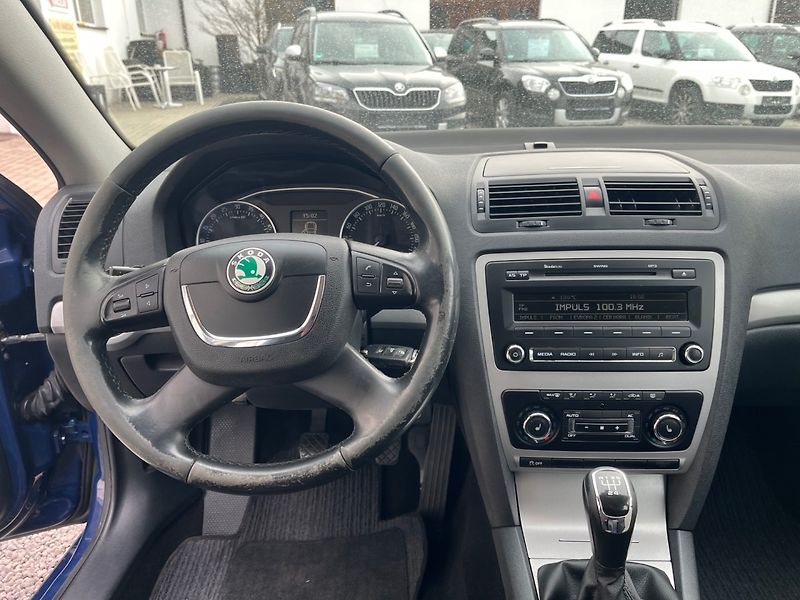 Škoda Octavia (2012) 1.6 TDi Nová STK - fotka 9 z 20