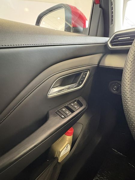 MG ZS (2026)  HEV 1.5 exclusive - fotka 12 z 15