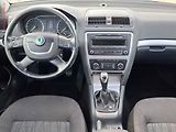 Škoda Octavia (2012) 2.0 TDi, ČR, AC, park.čidla - náhled 8