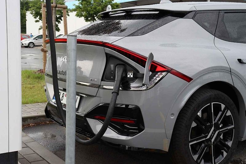Kia EV6.
