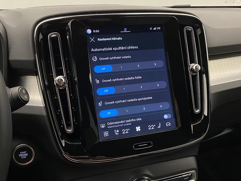 Volvo XC40 B4 DARK PLUS AUT  - fotka 42 z 56
