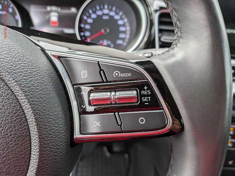 Kia XCeed (2022) 1.5 TGDi, ČR, Premium, navi - fotka 14 z 17