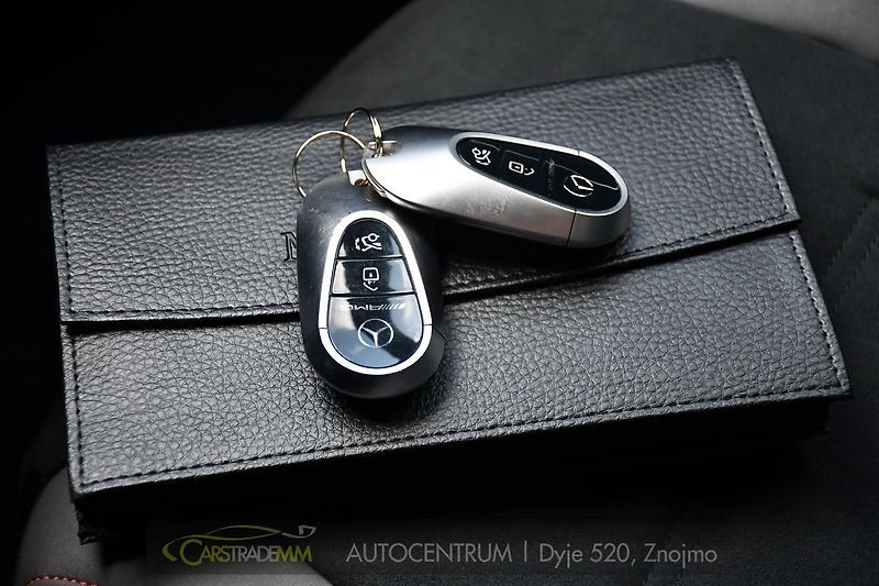 Mercedes-Benz EQE 43 AMG  - fotka 40 z 60