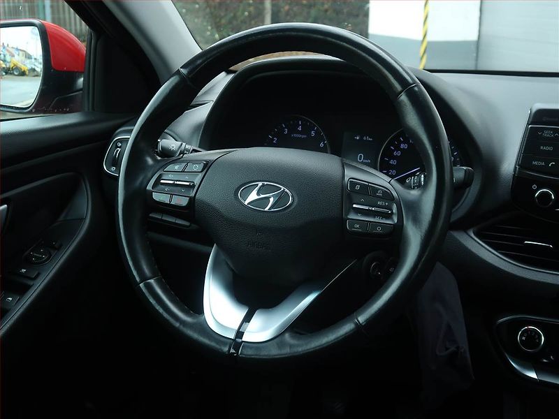 Hyundai i30 (2018) 1.0 T-GDI, Serv.kniha - fotka 17 z 17