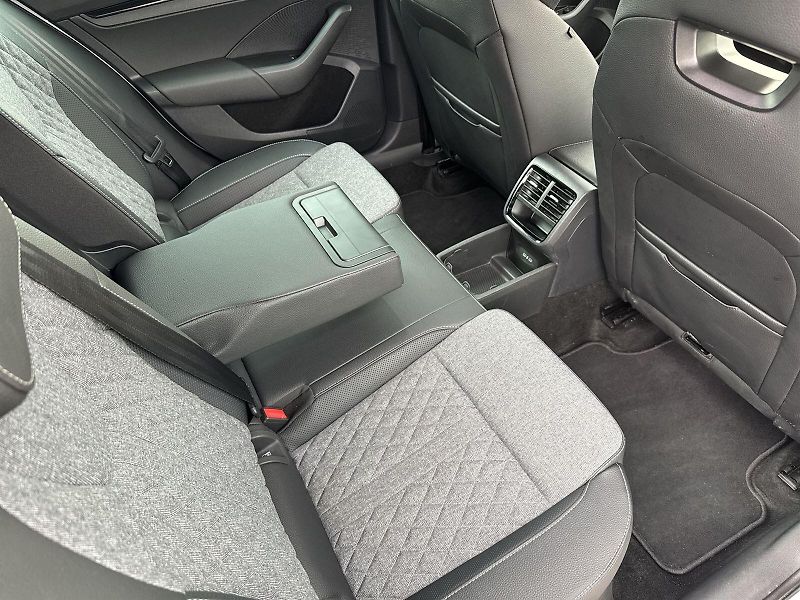 Škoda Octavia (2025) Combi 1.5 TSI M-HEV DSG Sportl - fotka 10 z 35