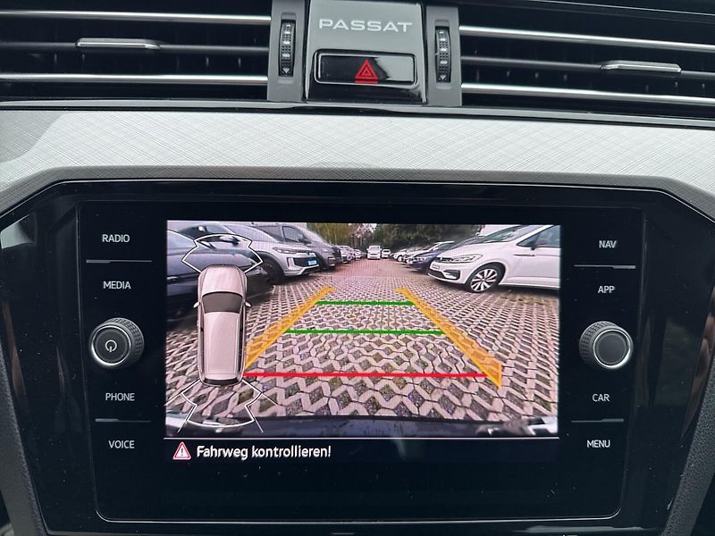 Volkswagen Passat 2.0TSI Matrix ACC Kamera Taž - fotka 10 z 14