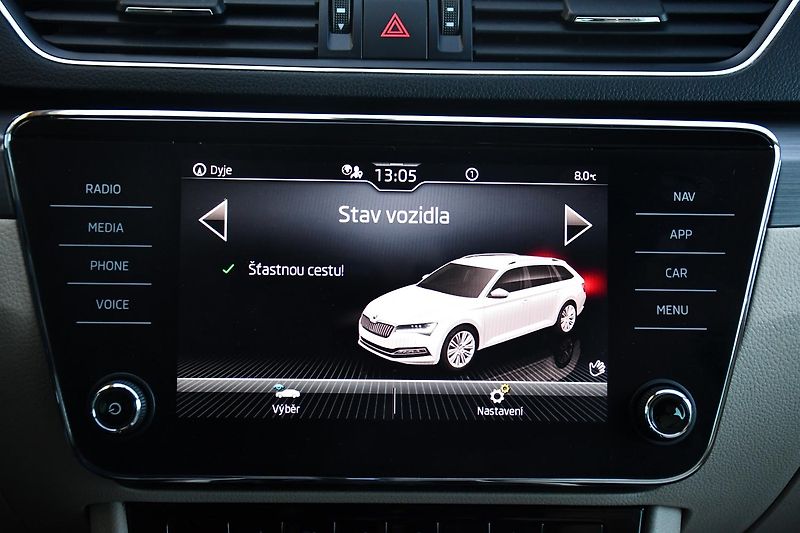 Škoda Superb 2.0TDi147kW STYL DSG 4X4 ČR 1M - fotka 31 z 42