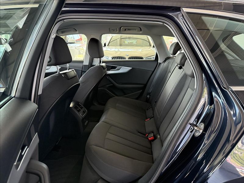 Audi A4 2,0   TDI 110kW,S-TRONIC,B9,SP - fotka 24 z 27
