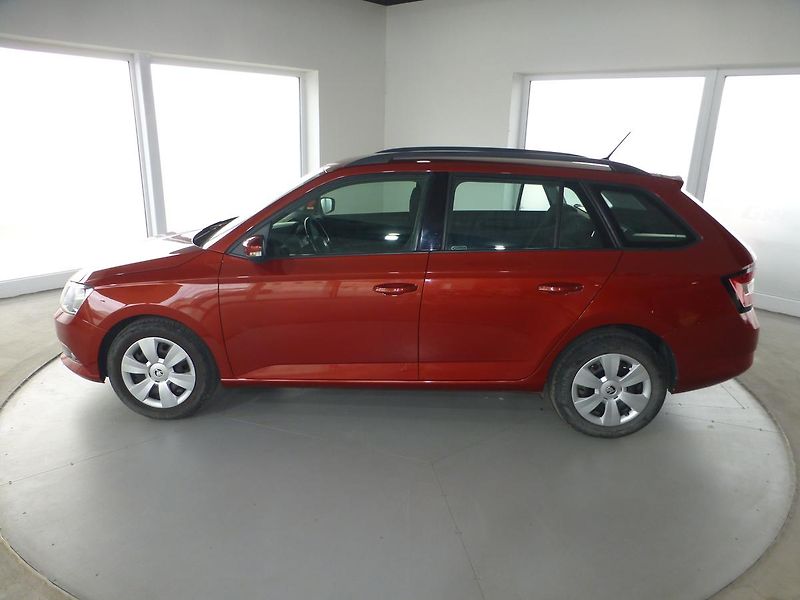 Škoda Fabia (2017) 1,2TSI-66KW**KLIMATIZACE - fotka 9 z 23
