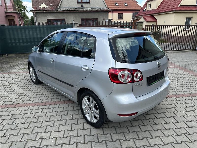 Volkswagen Golf Plus 1,6 MPI 1.majitel TRENDLINE - fotka 7 z 31