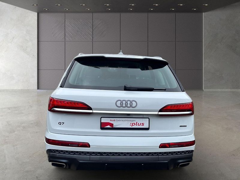 Audi Q7 TDI q 210kW S-Line Vzduch LED - fotka 3 z 12