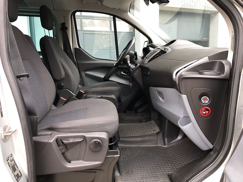 Ford Transit Custom (2014) 2.2 TDCi - fotka 13 z 26