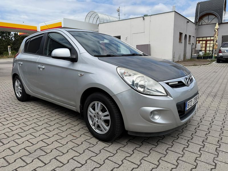 Hyundai i20 (2010) 1,2 LPG - fotka 1 z 8