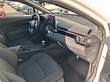 Toyota C-HR 1.8 HSD e-CVT Active - náhled 18
