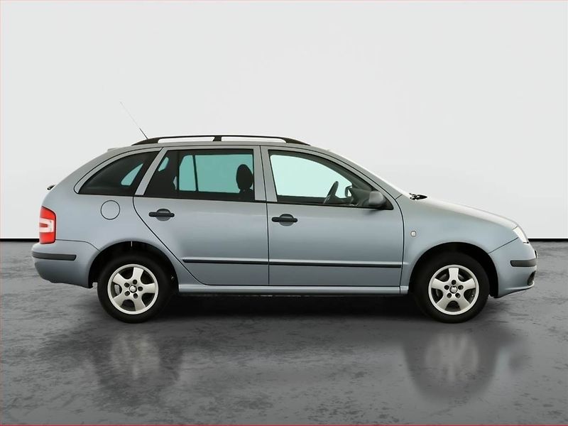Škoda Fabia (2006) 1.2 12V, servisované - fotka 6 z 16