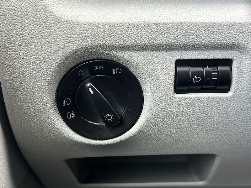 Škoda Fabia (2010) Combi 1.2 TSI Ambiente + - fotka 15 z 26