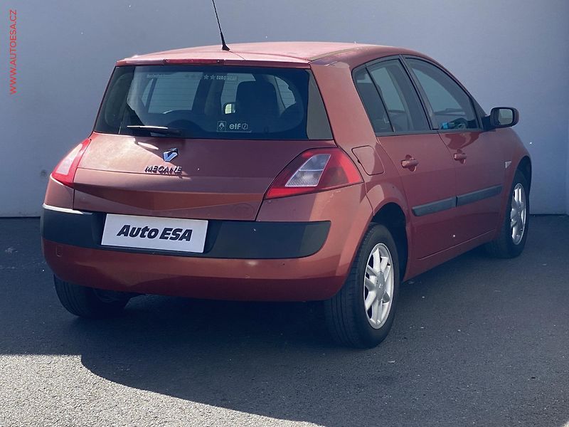 Renault Mégane (2005) 1.6i, ČR, STK5/27 - fotka 4 z 14