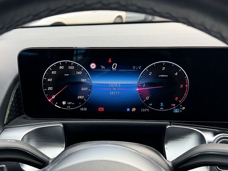 Mercedes-Benz GLB 200 d 4MATIC Progressive E - fotka 17 z 33