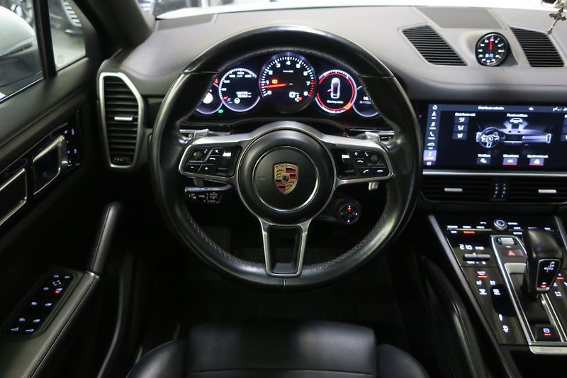 Porsche Cayenne (2019) Coupe 3.0 V6 Tiptronic Vzduch - fotka 17 z 45