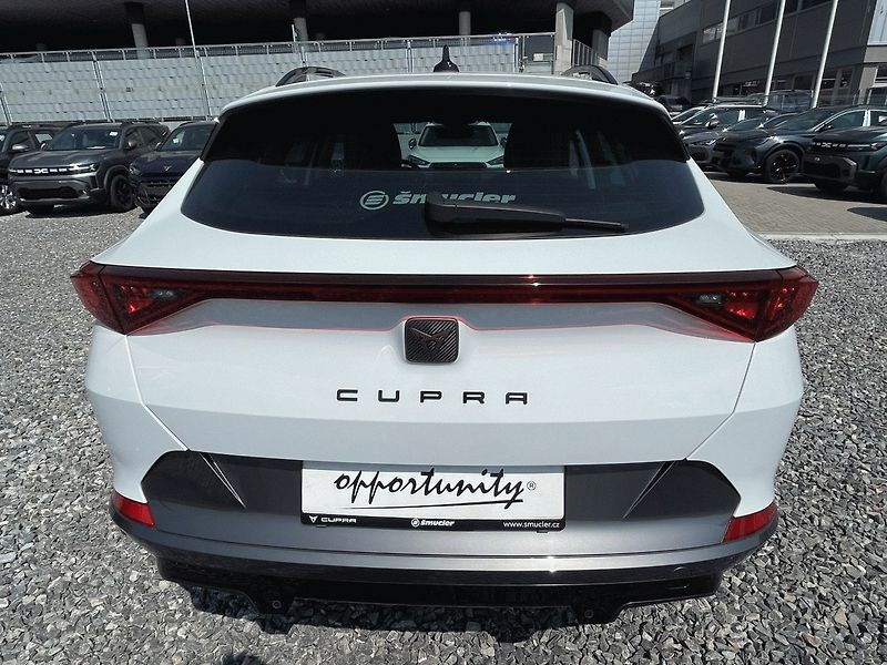 Cupra Formentor (2023) 1.5 TSI,110kW,1.Maj,ČR - fotka 4 z 38