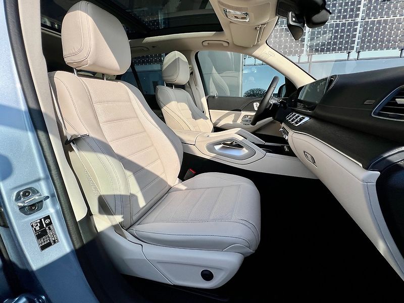 Mercedes-Benz GLE (2025) 450 d 4MATIC Edition 140 Years - fotka 13 z 32