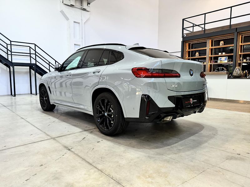 BMW X4 (2024) BMW X4 xDrive20d mHEV A/T - fotka 4 z 15