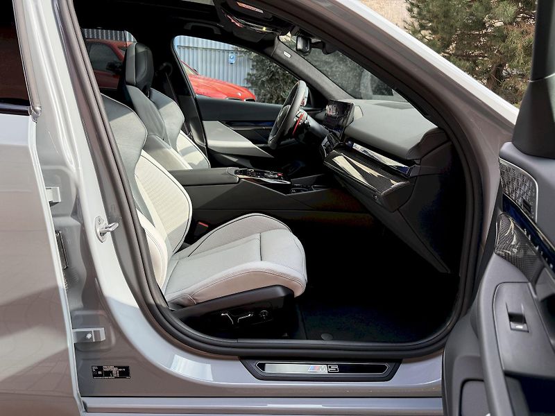 BMW M5 Touring Individual NEW Garance - fotka 49 z 55