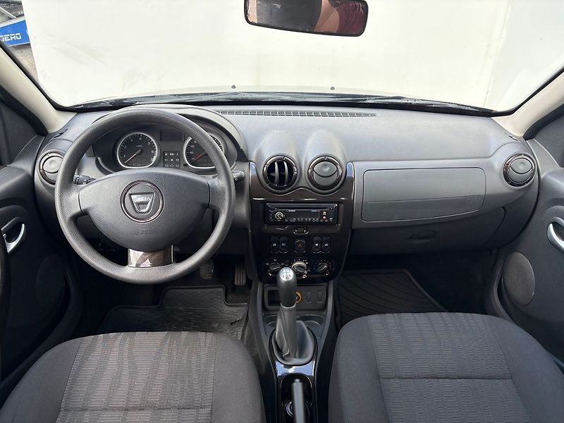 Dacia Duster 1.6i, 77kW, Klima - fotka 5 z 17