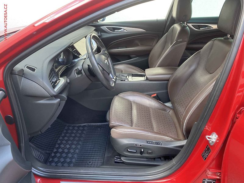 Opel Insignia (2021) 2.0 CDTI, AT, panor. kamera - fotka 9 z 21