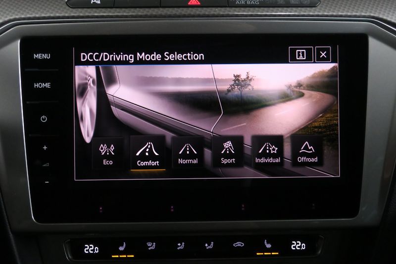 Volkswagen Passat Variant (2017) 2.0 TDI 176kW 4M. DSG Alltrack - fotka 28 z 50