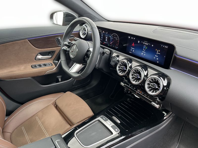 Mercedes-Benz CLA Třída 200 d Shooting Brake AMG - fotka 19 z 21