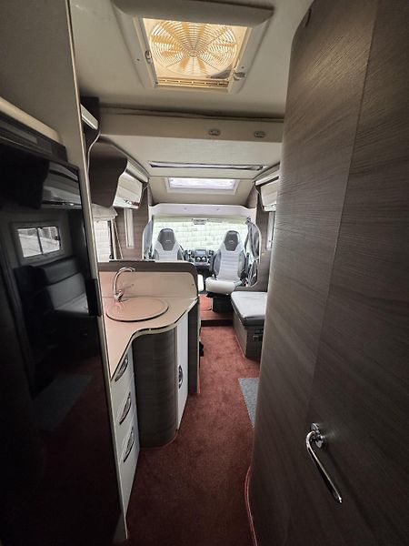 McLouis (2017) MC 460, Fiat 2,3l/150HP - fotka 39 z 43