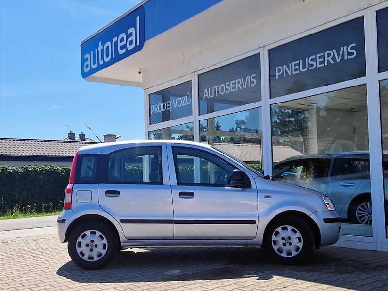 Fiat Panda 1,2 i 1 MAJITEL POUZE 40TIS.km - fotka 6 z 23