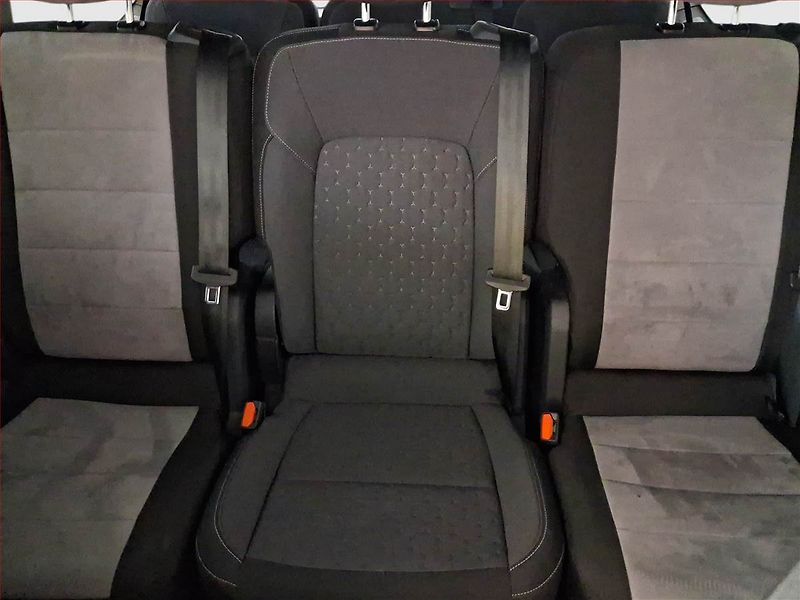 Ford Tourneo Custom (2024) Titanium 2.0 EcoBlue, ČR, 1Maj - fotka 10 z 18